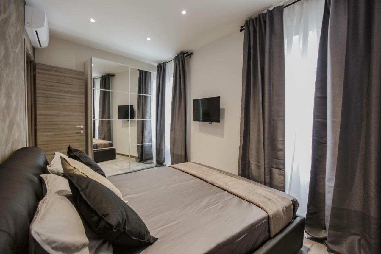 Castle Apartment Near Duomo มิลาน ภายนอก รูปภาพ